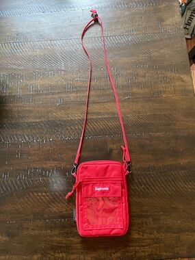 SUPREME Utility Pouch